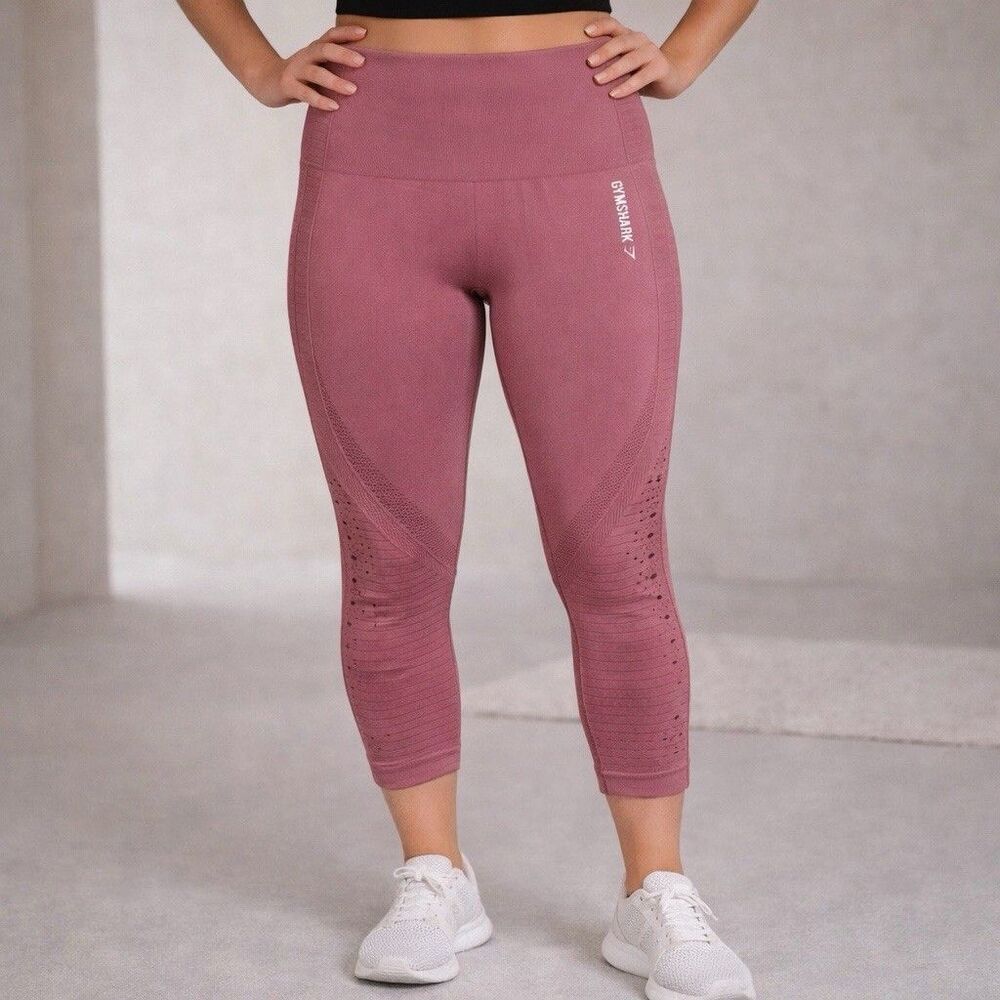 Gymshark Seamless Crop Leggings Women Pink High Waist Athletic Gym Eyelet Workou